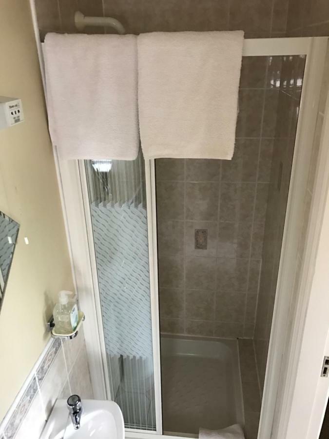 Derreen Tighue House Тралий Екстериор снимка